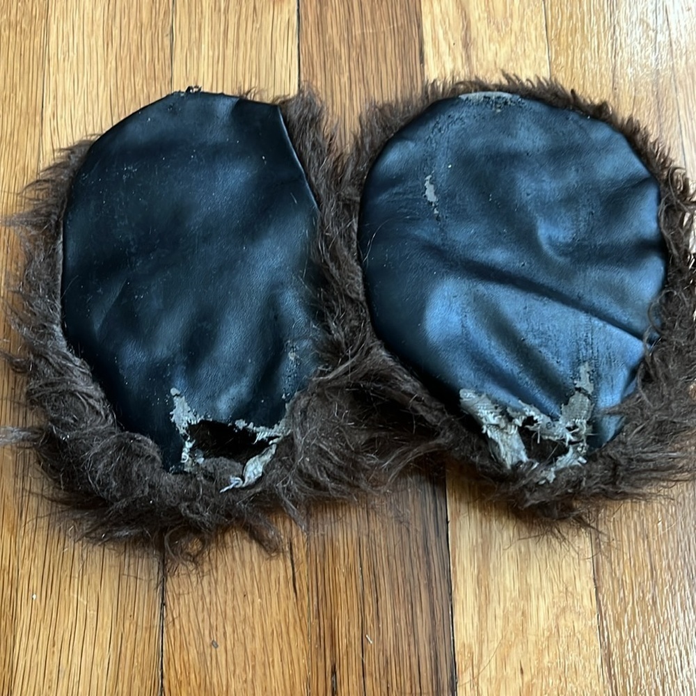 Toddler warewolf 4T Halloween costume gently used just signs of wear on feet. - Picture 4 of 7